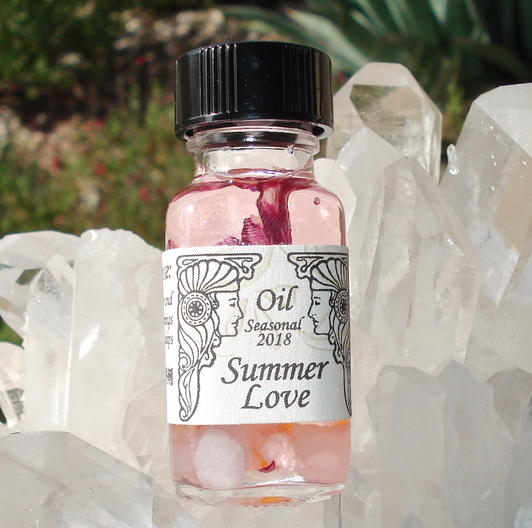 Summer Love 夏の恋 メモリーオイルを紐解いてみました！ | アンシェント メモリーオイルは夢や目標をサポートする魔女のオイル!